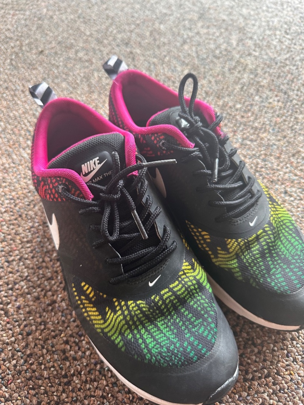 Nike air max thea 7.5 colored - Picture 2 of 4